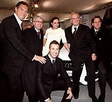 Audi Night 2009 im Hotel 'Zur Tenne' in Kitzbühel: Ralf Möller, Rupert Stadler, Vorstandsvorsitzender der AUDI AG, Elisabeth Lanz, Kai Pflaume, Prof. Dr. Martin Winterkorn, Vorstandsvorsitzender der Volkswagen AG, Thomas Heinze. Foto: Audi AG